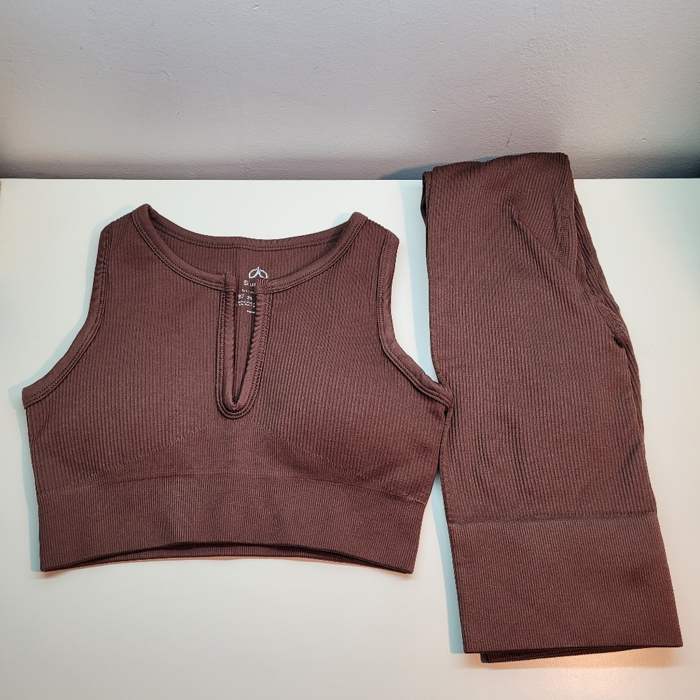 SUNZEL 2 Piece Ribbed Seamless Workout Outfit in Coffee Size XS